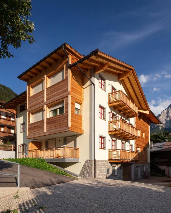 Casa Chris By Ama Val Di Fassa Apartment Поца ди Фаса Екстериор снимка